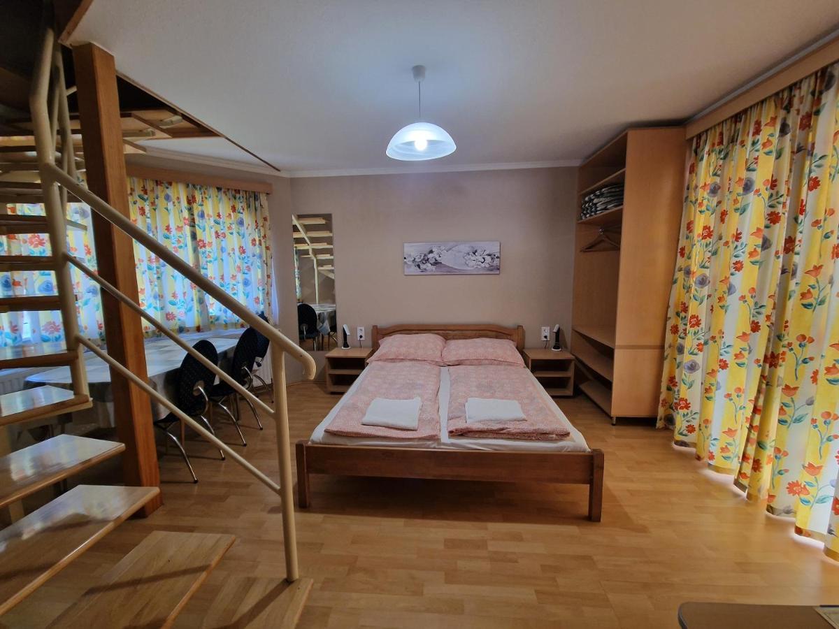 Villa Leticia Siófok Eksteriør bilde